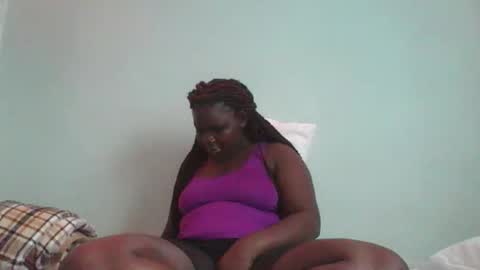 Snapshot of darksexydes8 chatting on March 18, 8:50 am DESMA online show from March 18, 8:50 am