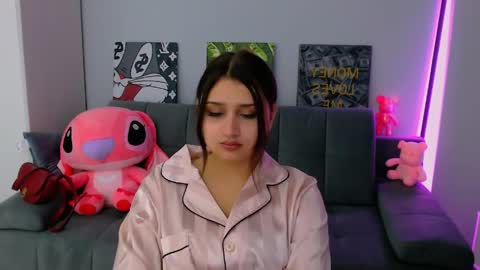 Amelie online show from April 9, 4:23 am