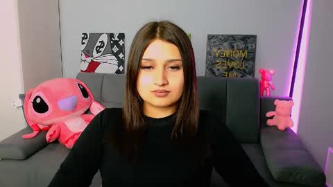 Amelie online show from April 17, 4:54 pm