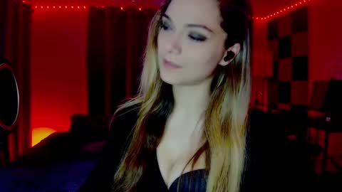 roseredgoddess online show from September 13, 2:55 am