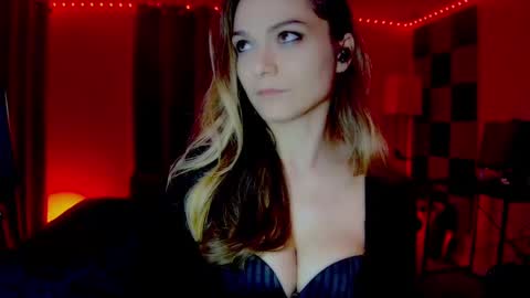 roseredgoddess online show from September 14, 3:05 am