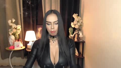 HAPPY BIRTHDAY MISTRESS MADRIANA online show from February 1, 10:05 am