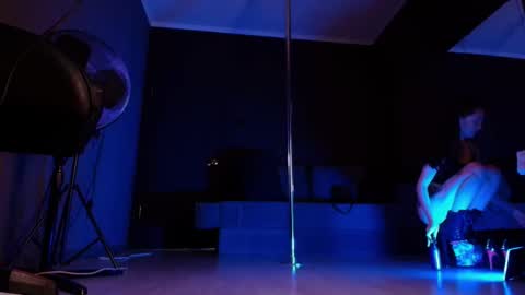 darkspark_ online show from March 25, 10:32 am