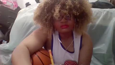 DarkSundaze online show from April 11, 1:54 am