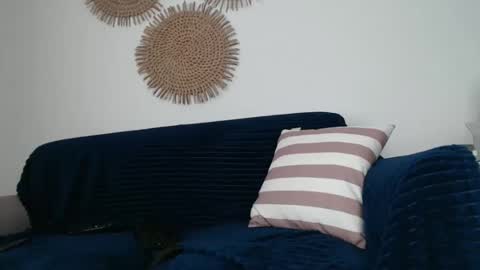 Snapshot of darktanqueen chatting on November 7, 3:17 am darktanqueen online show from November 7, 3:17 am