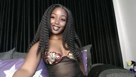 darktanqueen online show from May 20, 3:45 am