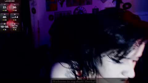 Snapshot of darkyll33 chatting on June 16, 8:11 pm DarKyll online show from June 16, 8:11 pm