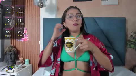 darlapalmer online show from October 16, 11:22 am