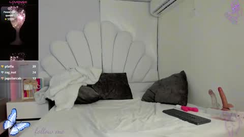 Snapshot of darle_volant chatting on September 30, 10:53 am Darle Volant online show from September 30, 10:53 am