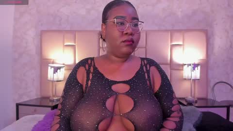 Snapshot of darnellqueen chatting on January 27, 3:47 am Darnell Queen online show from January 27, 3:47 am