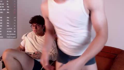 Snapshot of darrencolleen chatting on February 8, 3:10 am darrencolleen online show from February 8, 3:10 am