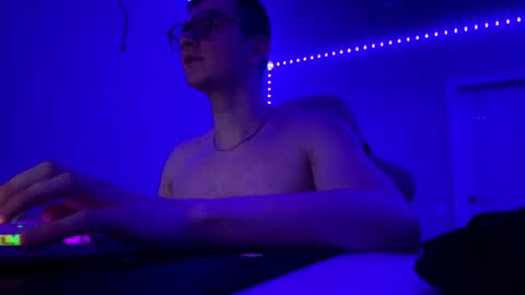 Snapshot of dartallo chatting on March 2, 9:43 pm dartallo online show from March 2, 9:43 pm