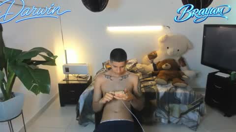 darwinandbrayan online show from February 24, 5:00 pm