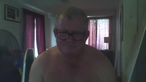 Snapshot of darwincock chatting on January 10, 6:09 am darwincock online show from January 10, 6:09 am