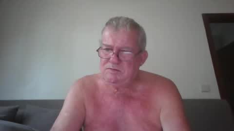 darwincock online show from April 7, 12:33 am