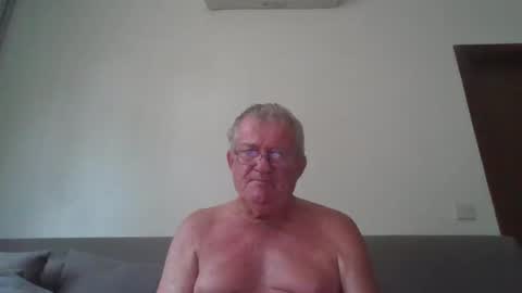 darwincock online show from April 8, 1:27 am