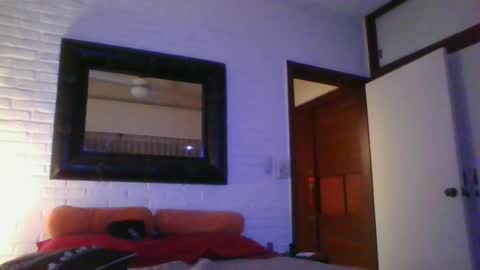 Snapshot of daryof chatting on June 25, 1:16 am Daryo Franco online show from June 25, 1:16 am