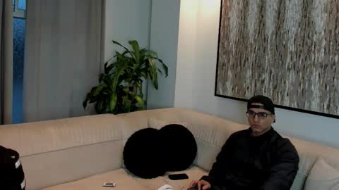 Dash online show from February 12, 11:16 am