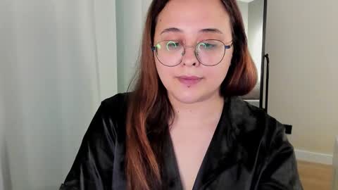 Snapshot of dashaprivet chatting on November 28, 9:56 am dashaprivet online show from November 28, 9:56 am