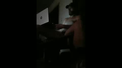 Snapshot of dat_guy8806 chatting on January 9, 11:35 am dat_guy8806 online show from January 9, 11:35 am