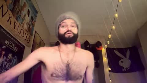 Snapshot of dathungitalian chatting on November 29, 7:06 pm Tarantino online show from November 29, 7:06 pm