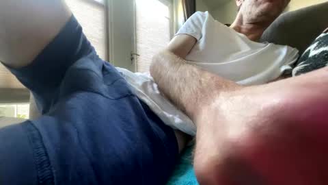 Snapshot of dave76b chatting on March 7, 3:07 pm dave76b online show from March 7, 3:07 pm