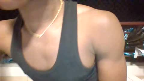 dave_blackcock831930 online show from May 16, 12:29 am