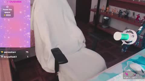 Snapshot of daveangelboy chatting on January 5, 1:56 am Your boy online show from January 5, 1:56 am