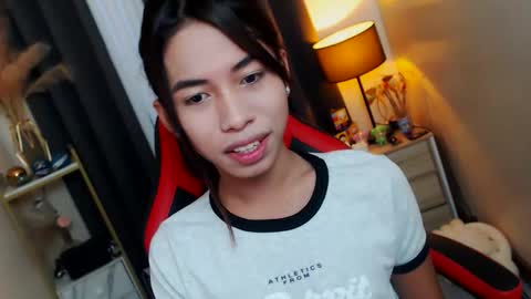 Snapshot of daveboyyy chatting on November 15, 12:30 am Scarlet thesexiest online show from November 15, 12:30 am