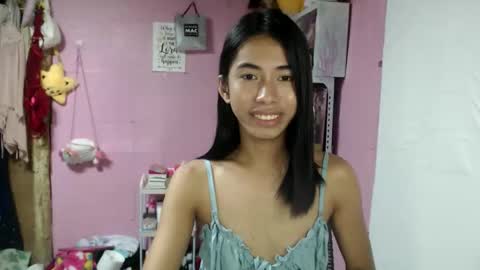 Snapshot of daveboyyy chatting on May 25, 6:03 pm Scarlet thesexiest online show from May 25, 6:03 pm