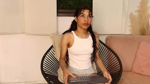 daviana_hill online show from November 29, 11:57 am