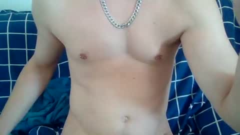 Snapshot of david019830 chatting on October 26, 12:33 pm david019830 online show from October 26, 12:33 pm