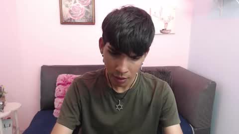 Snapshot of david_925_ chatting on September 24, 4:16 am David online show from September 24, 4:16 am