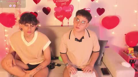 david_and_friend online show from February 15, 10:17 pm