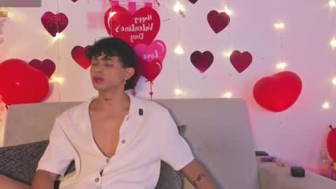 david_and_friend online show from February 17, 4:20 am