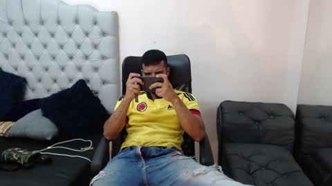 Snapshot of david_bandercock chatting on January 28, 6:38 am david_bandercock online show from January 28, 6:38 am