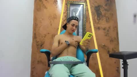 david_bigcock20 online show from February 15, 7:54 pm