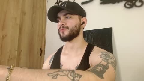 Twitter davidsanctum online show from March 10, 6:07 am