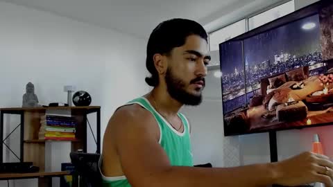 Snapshot of david_johnson372 chatting on December 8, 12:30 pm Hey im David that loves to explore and speak their fantasies. Very open talktative and nice. Feel free to chat with me online show from December 8, 12:30 pm