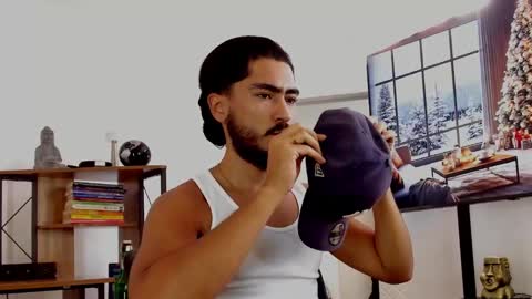 Snapshot of david_johnson372 chatting on December 8, 7:32 pm Hey im David that loves to explore and speak their fantasies. Very open talktative and nice. Feel free to chat with me online show from December 8, 7:32 pm