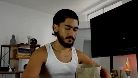 Snapshot of david_johnson372 chatting on December 10, 2:39 pm Hey im David that loves to explore and speak their fantasies. Very open talktative and nice. Feel free to chat with me online show from December 10, 2:39 pm