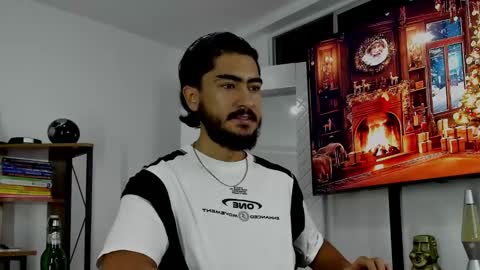 Snapshot of david_johnson372 chatting on December 13, 10:41 am Hey im David that loves to explore and speak their fantasies. Very open talktative and nice. Feel free to chat with me online show from December 13, 10:41 am
