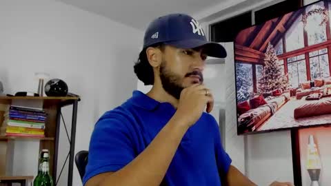 Snapshot of david_johnson372 chatting on December 16, 4:13 am Hey im David that loves to explore and speak their fantasies. Very open talktative and nice. Feel free to chat with me online show from December 16, 4:13 am