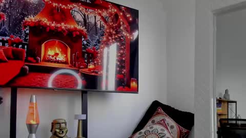 Snapshot of david_johnson372 chatting on December 26, 2:27 pm Hey im David that loves to explore and speak their fantasies. Very open talktative and nice. Feel free to chat with me online show from December 26, 2:27 pm