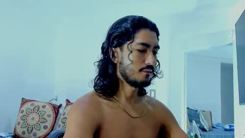 Hey im David that loves to explore and speak their fantasies. Very open talktative and nice. Feel free to chat with me online show from November 15, 9:50 am