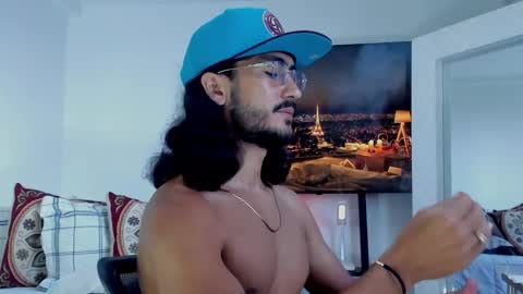 Snapshot of david_johnson372 chatting on January 18, 2:43 pm Hey im David that loves to explore and speak their fantasies. Very open talktative and nice. Feel free to chat with me online show from January 18, 2:43 pm