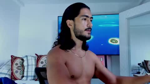 Snapshot of david_johnson372 chatting on February 5, 1:27 pm Hey im David that loves to explore and speak their fantasies. Very open talktative and nice. Feel free to chat with me online show from February 5, 1:27 pm