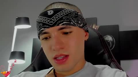 David Jons online show from December 3, 2:03 am