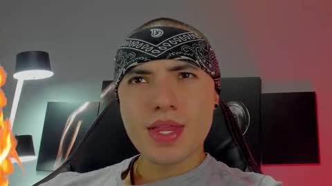 David Jons online show from February 4, 1:02 am