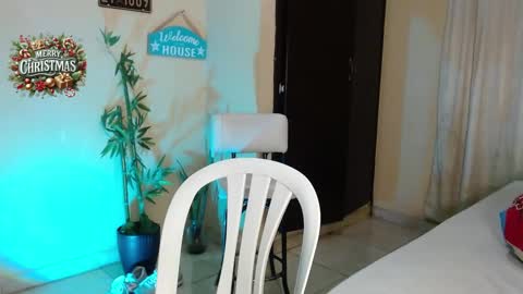 Snapshot of david_neill chatting on December 28, 4:51 am David Neill online show from December 28, 4:51 am